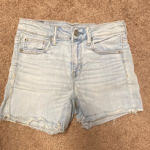 American Eagle Light wash next level stretch jean shorts